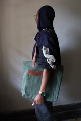 The Canvas Tote