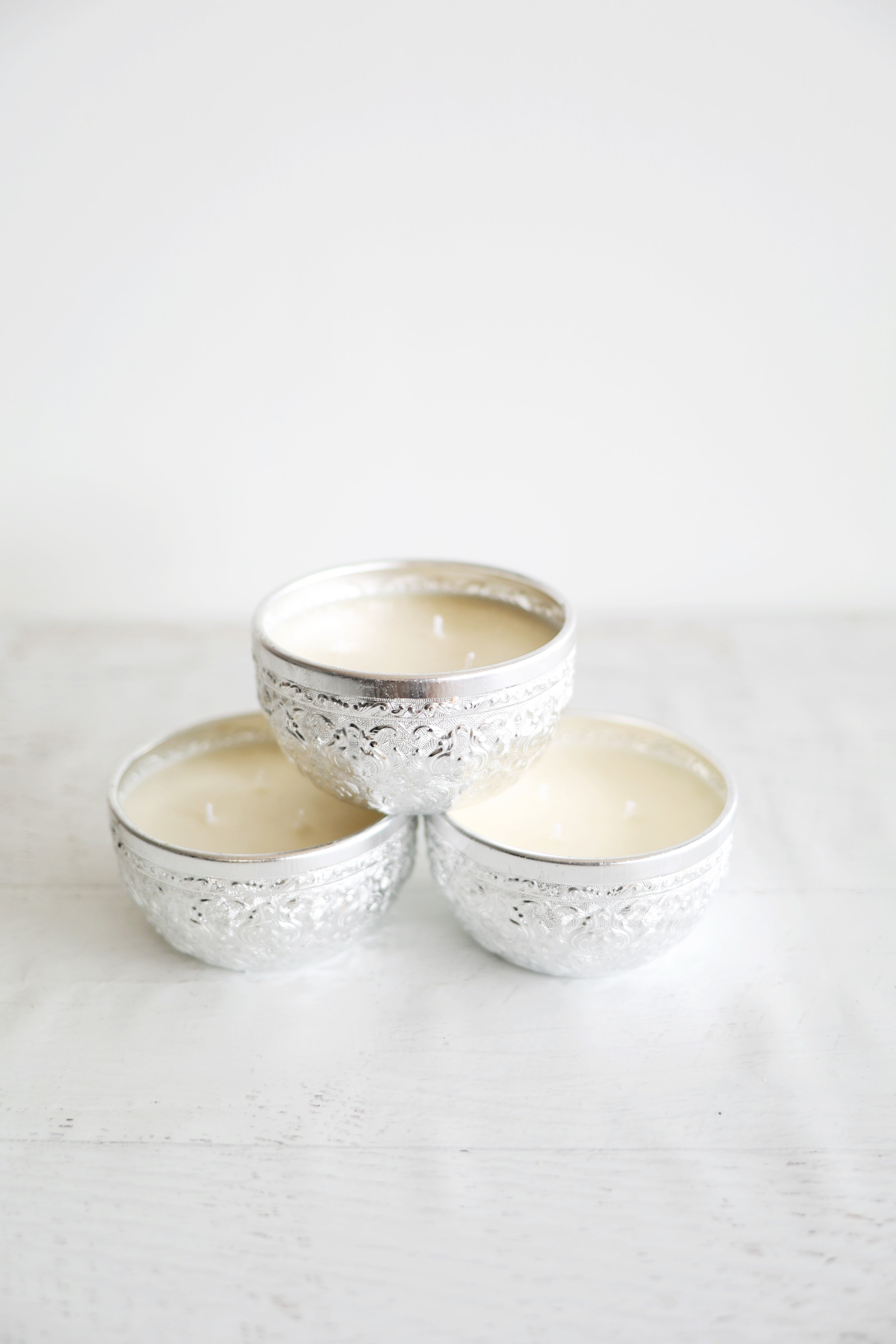 Tonka + Oud Candle