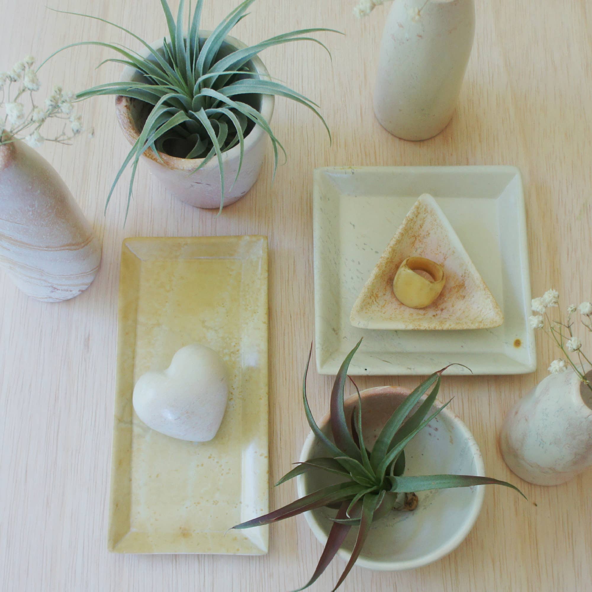 Natural Round Planter