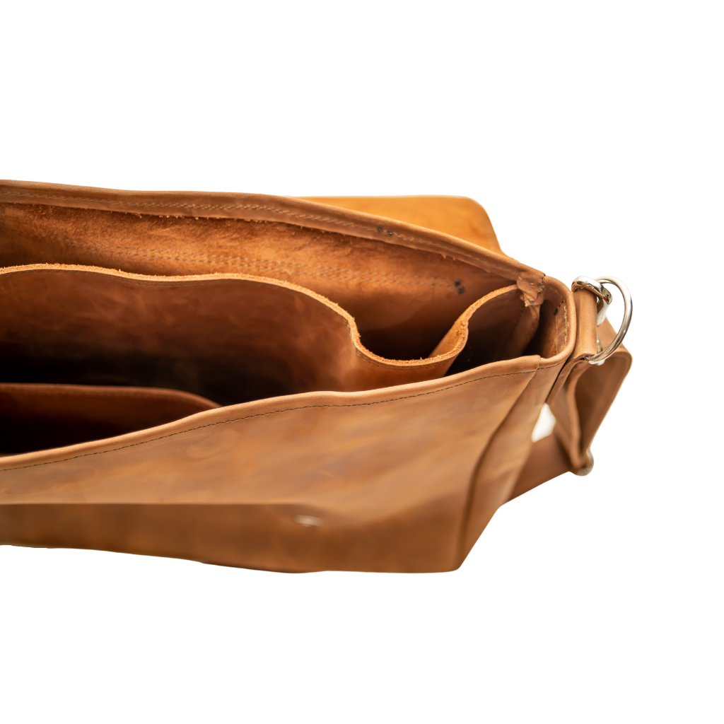 Wayne Leather Messenger Bag