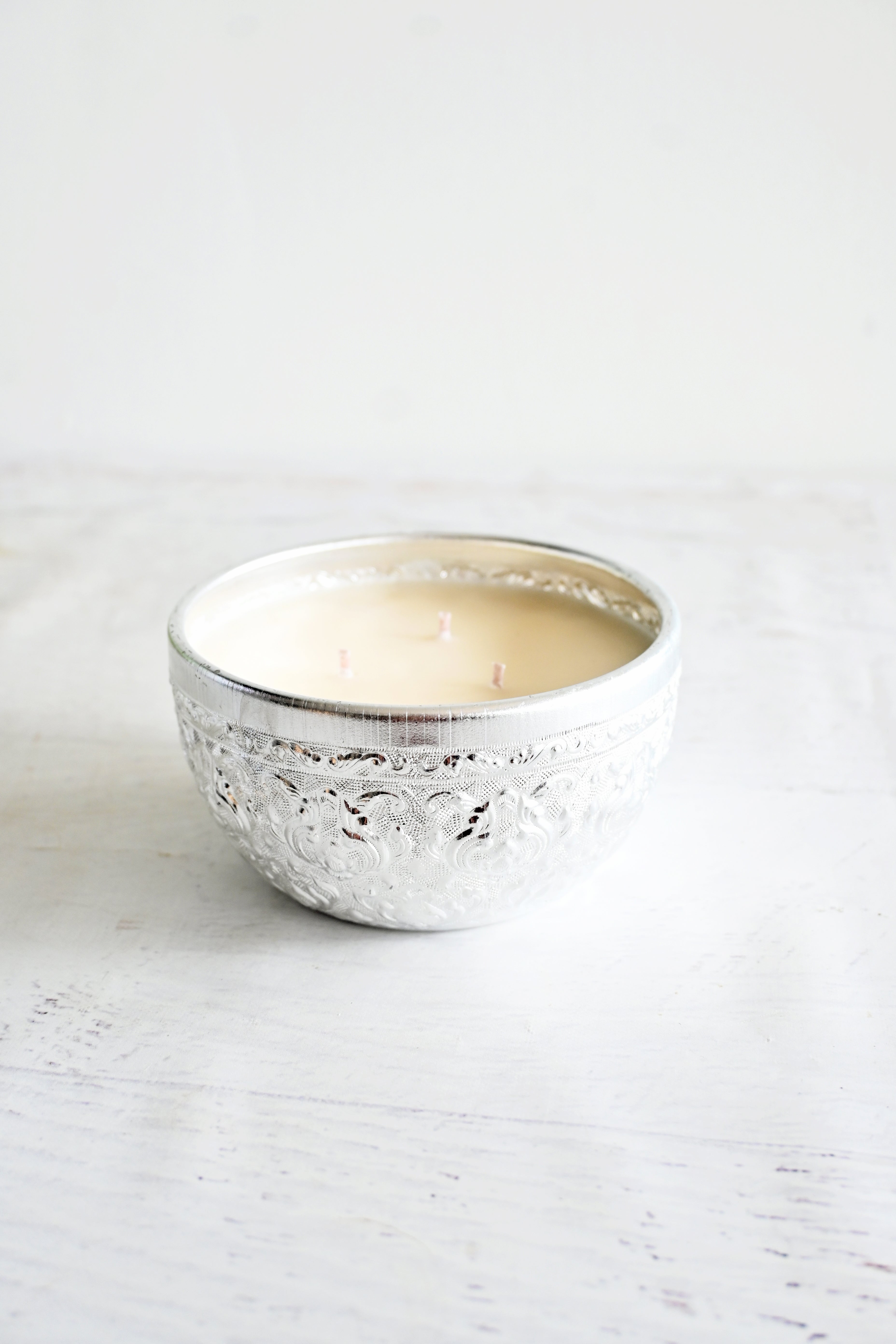 Tonka + Oud Candle