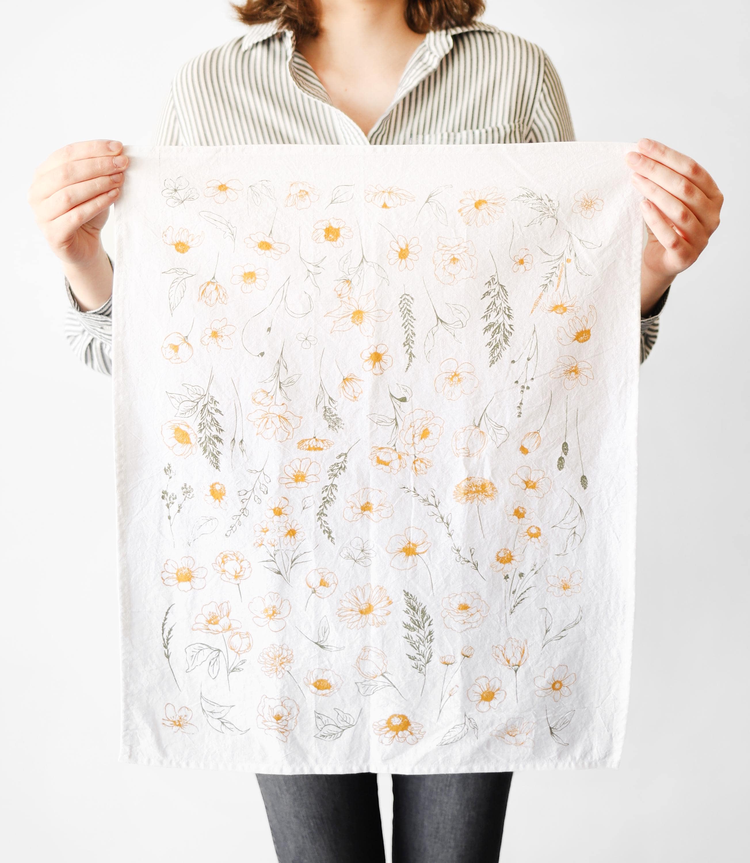 Flower Garden Tea Towel | floral tea towel wildflower garden spring kitchen towel farmhouse napkins basket liner gift wrap hand towel
