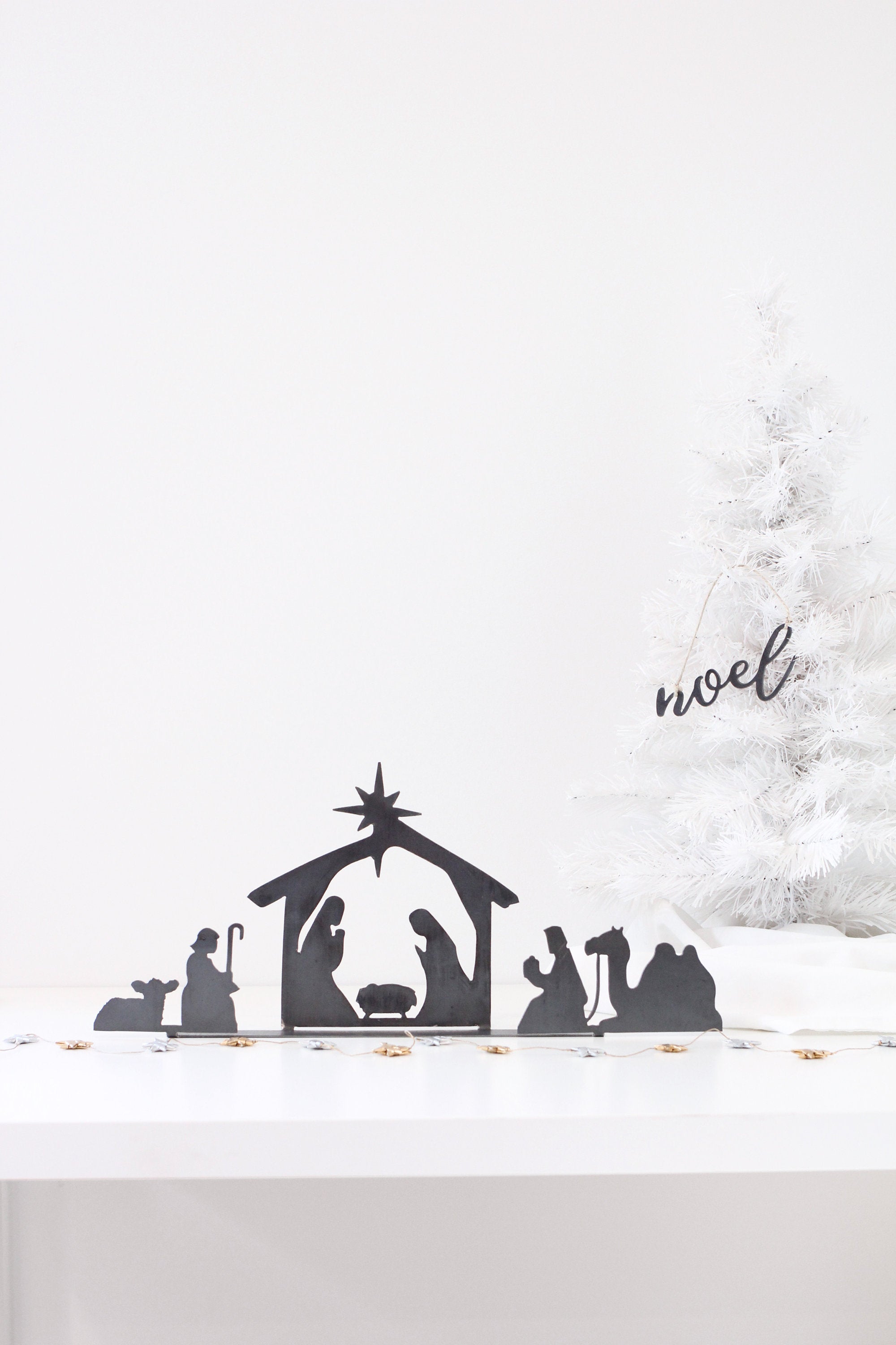 Nativity Set Christmas Decoration | minimal nativity set metal farmhouse rustic holiday decor
