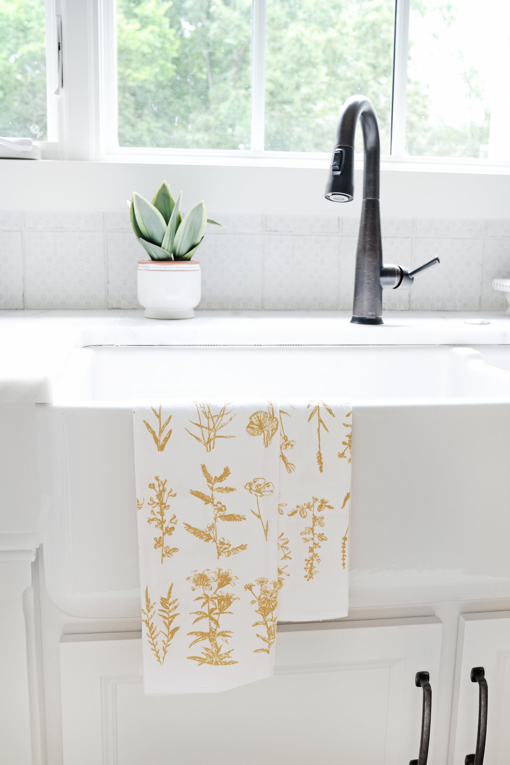 Wild Flower Tea Towel | cottagecore mothers day flour sack tea towel floral dish towel pastel kitchen grandmillennial plant lover gift