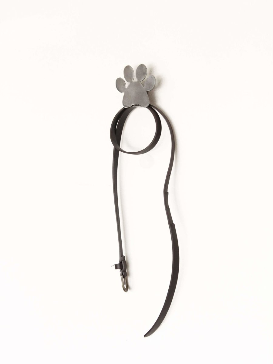 Paw Print Dog Leash Holder - Highland Ridge Decor