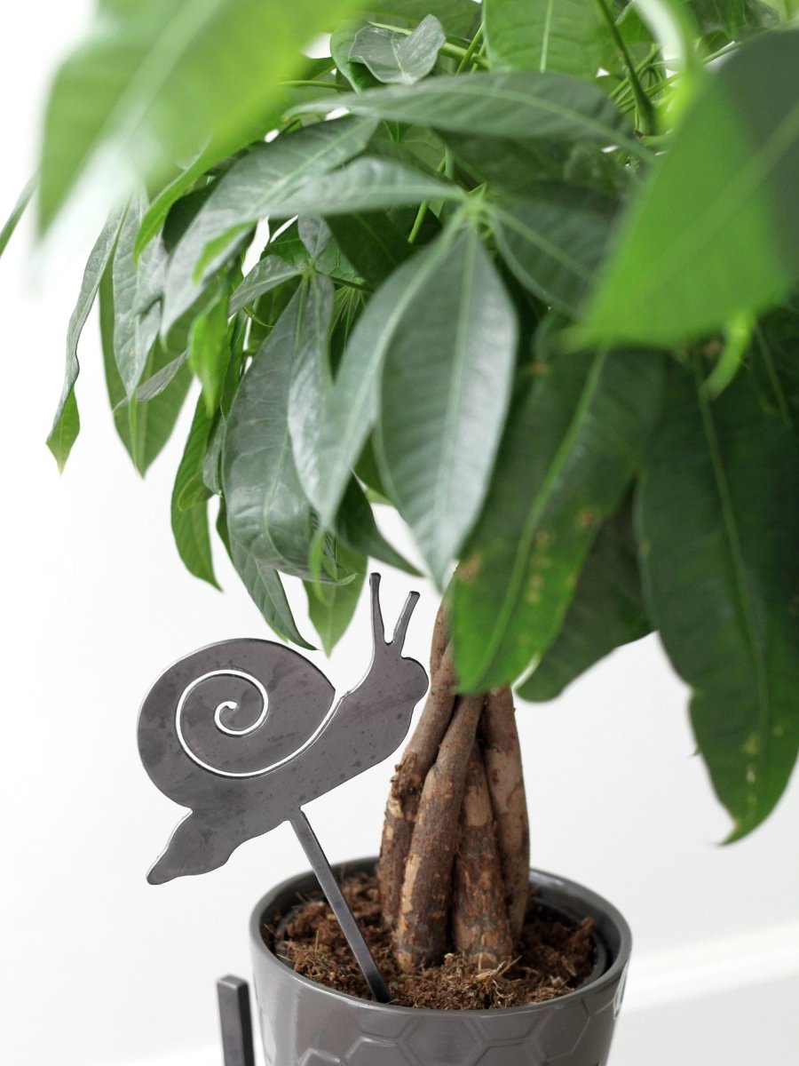 Snail Plant Stake - Highland Ridge Decor