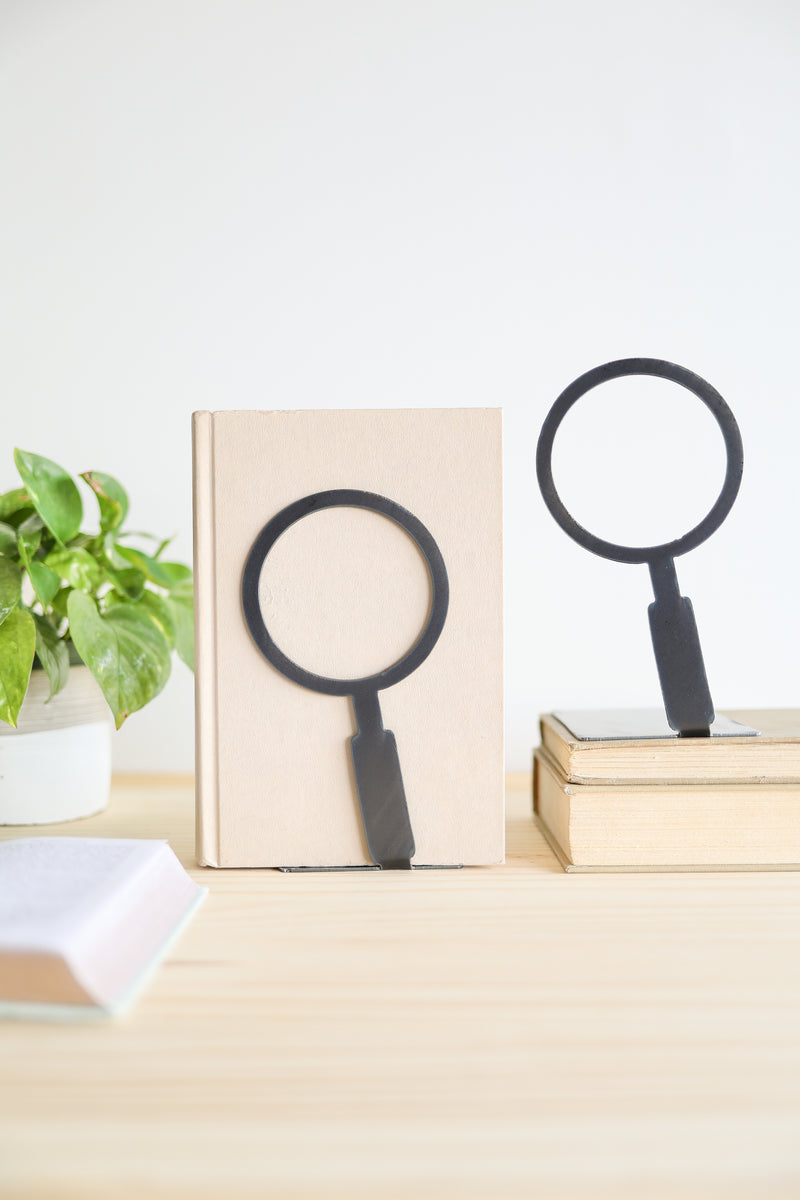 Magnifying Glass Bookend