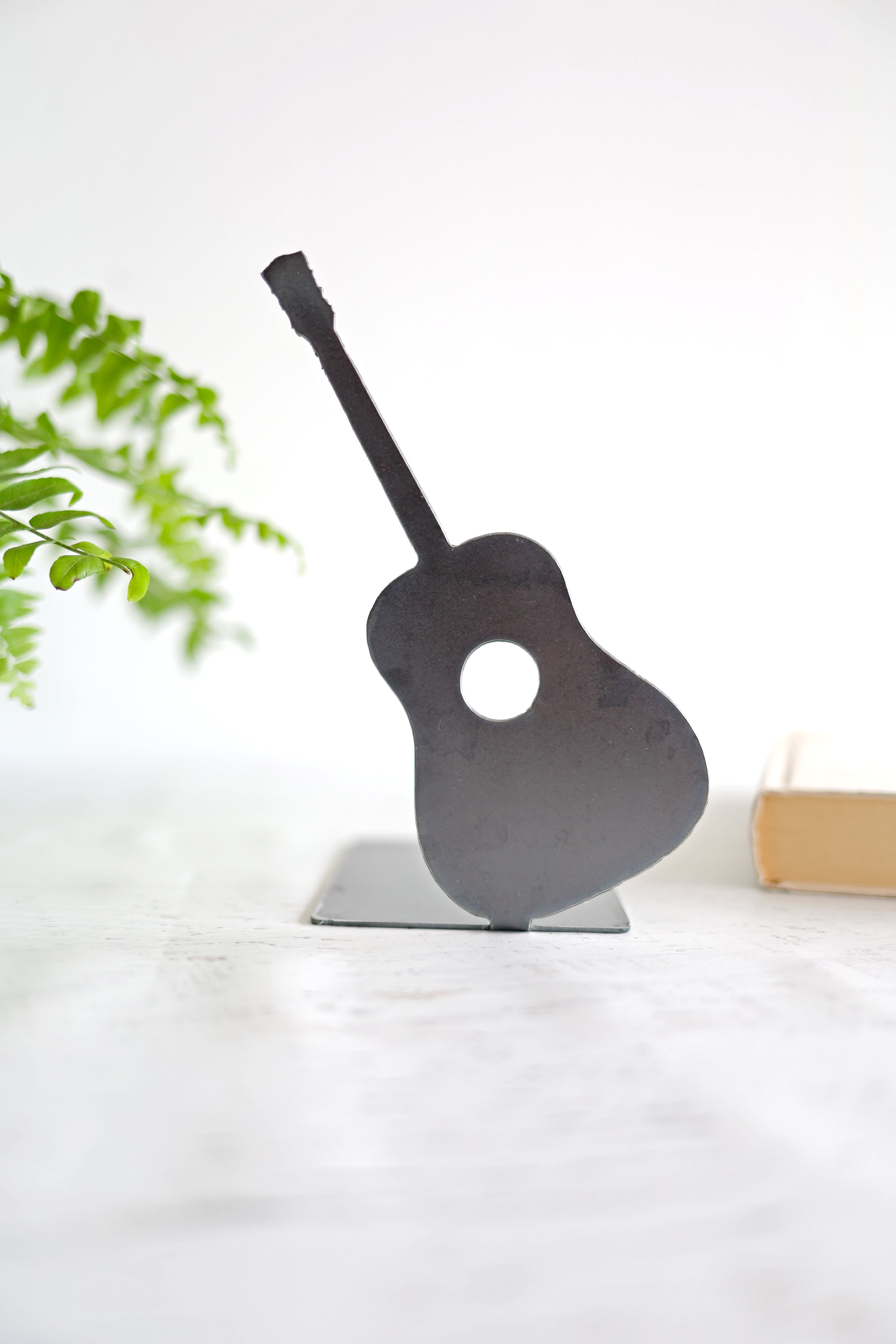 Guitar Bookend