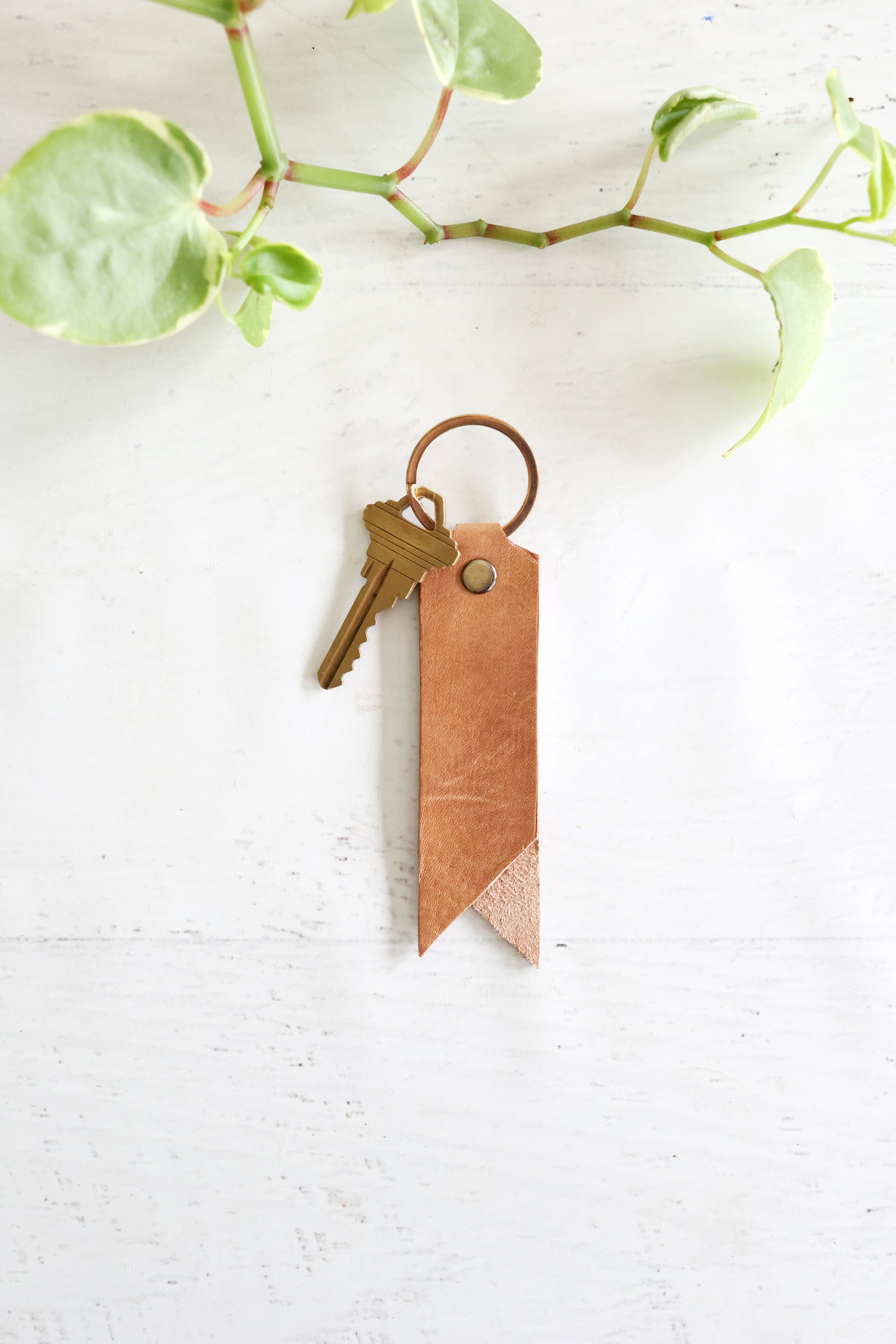 Atlas Keychain