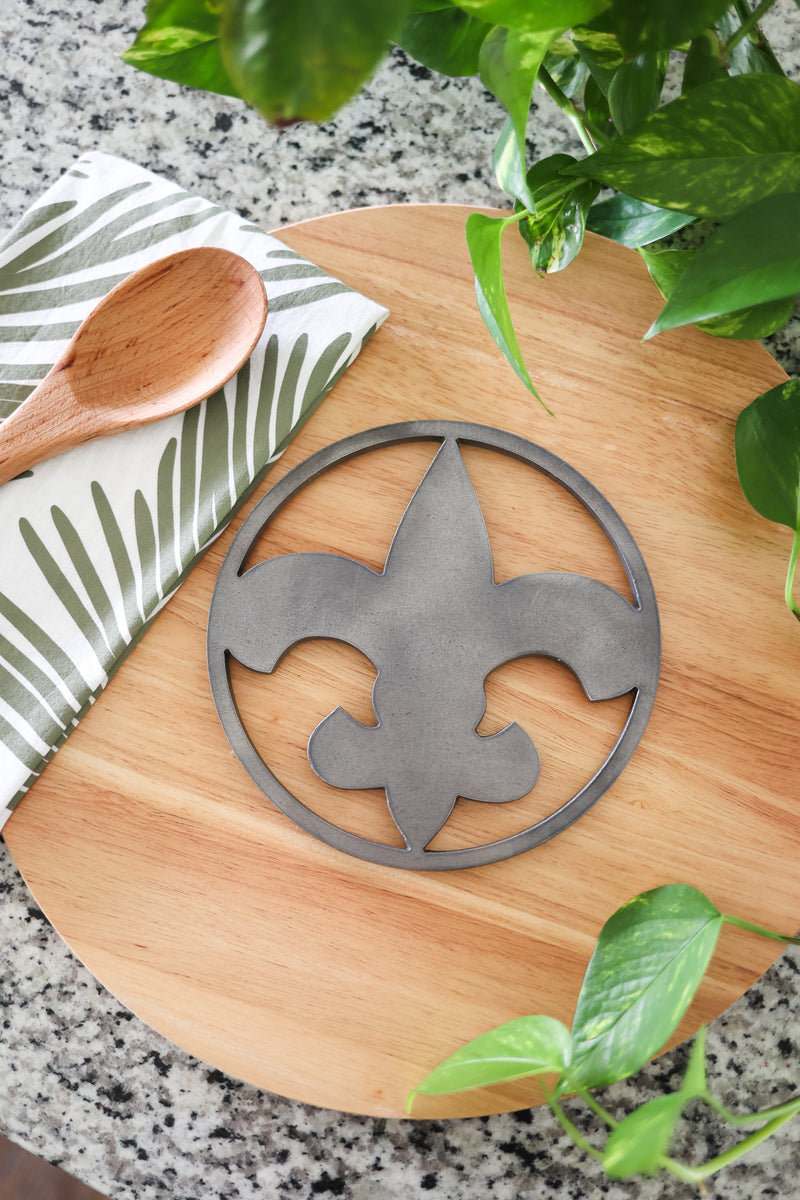 Fleur-de-lis Trivet Hot Plate Pot Holder