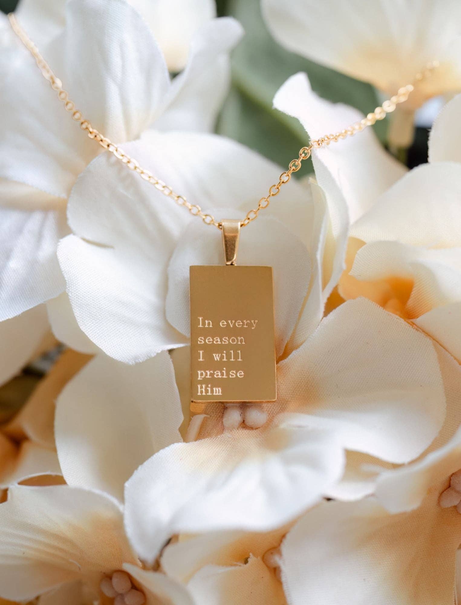 In Every Season 18kt Gold Necklace