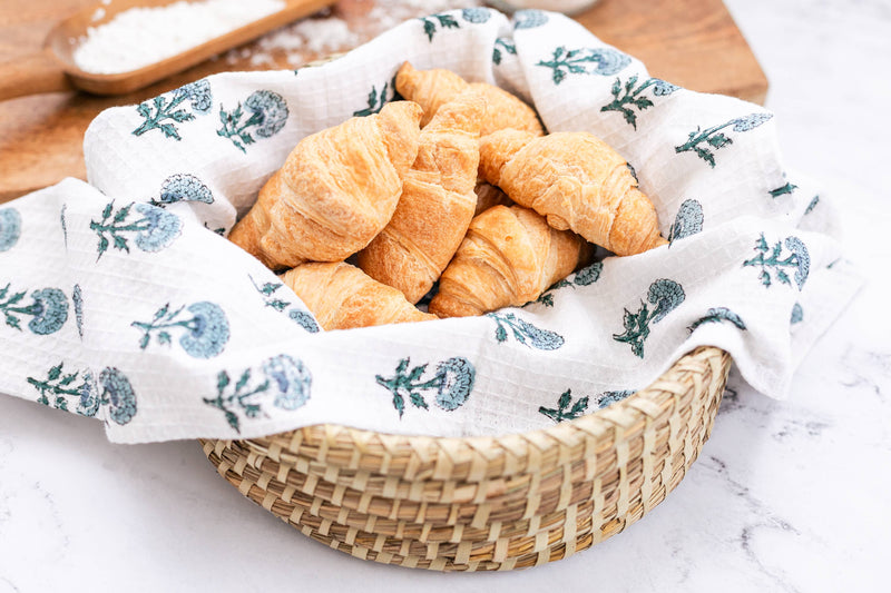 Round Birds in a Tree Bread Warmer Basket