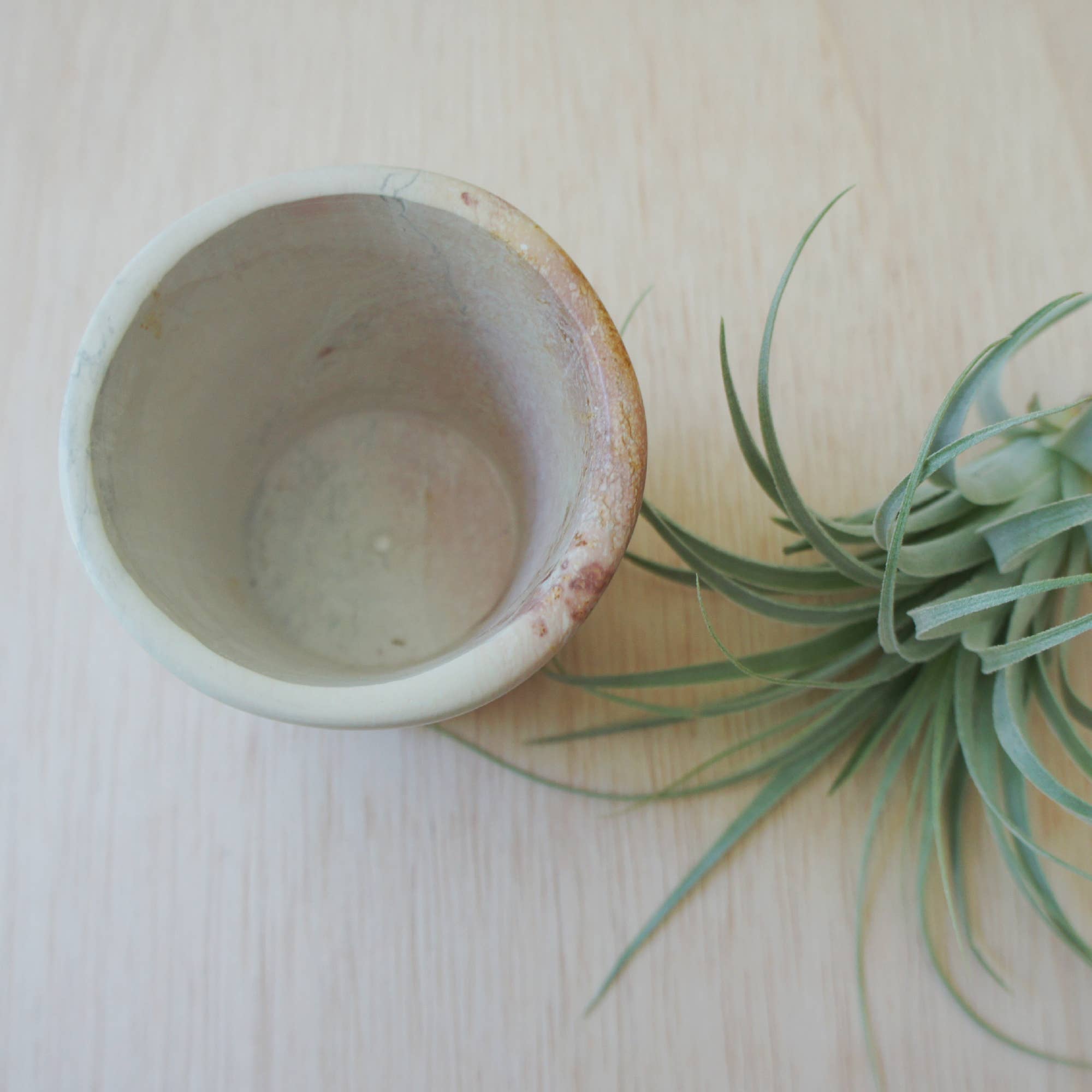 Natural Round Planter