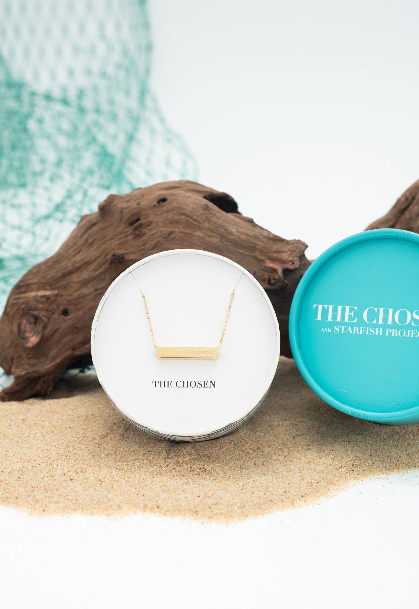 The Chosen Four-Sided Necklace Gold