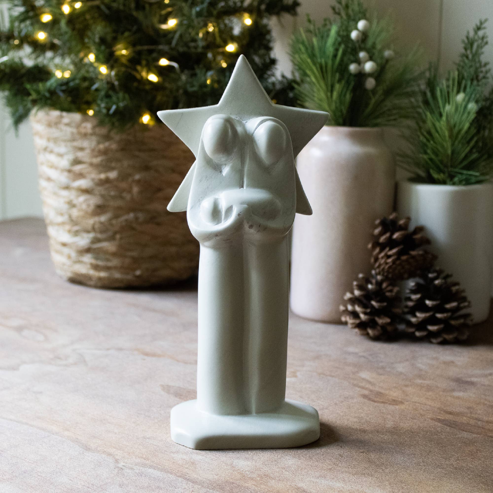 One Piece Star Nativity, Natural Stone