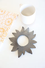 Sunflower Trivet Hot Plate Pot Holder | sunflower rustic kitchen decor gift botanical farmhouse cooking gift floral home