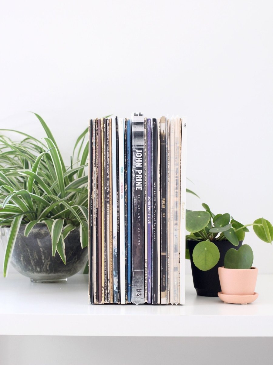 Large Metal Bookend for Vinyl Records - Highland Ridge Decor