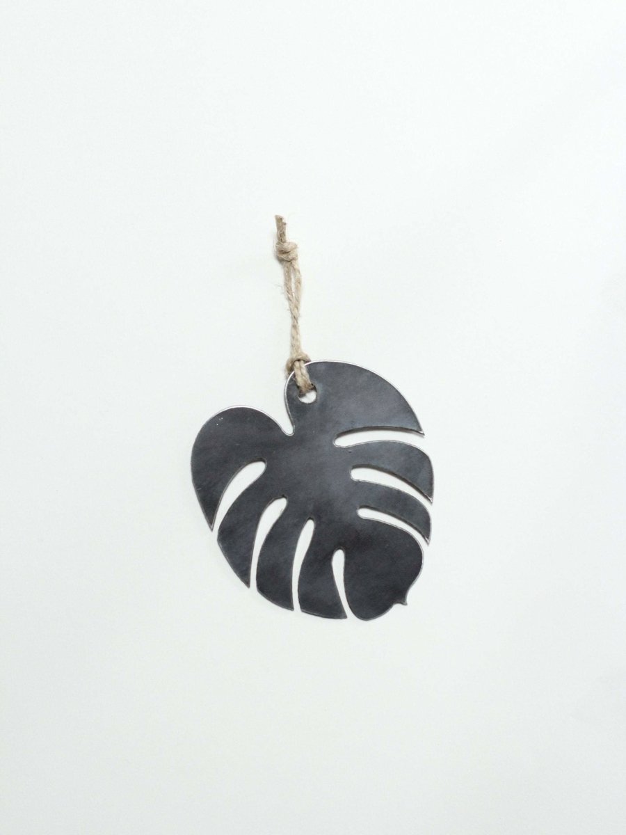 Monstera Leaf Christmas Tree Ornament - Highland Ridge Decor