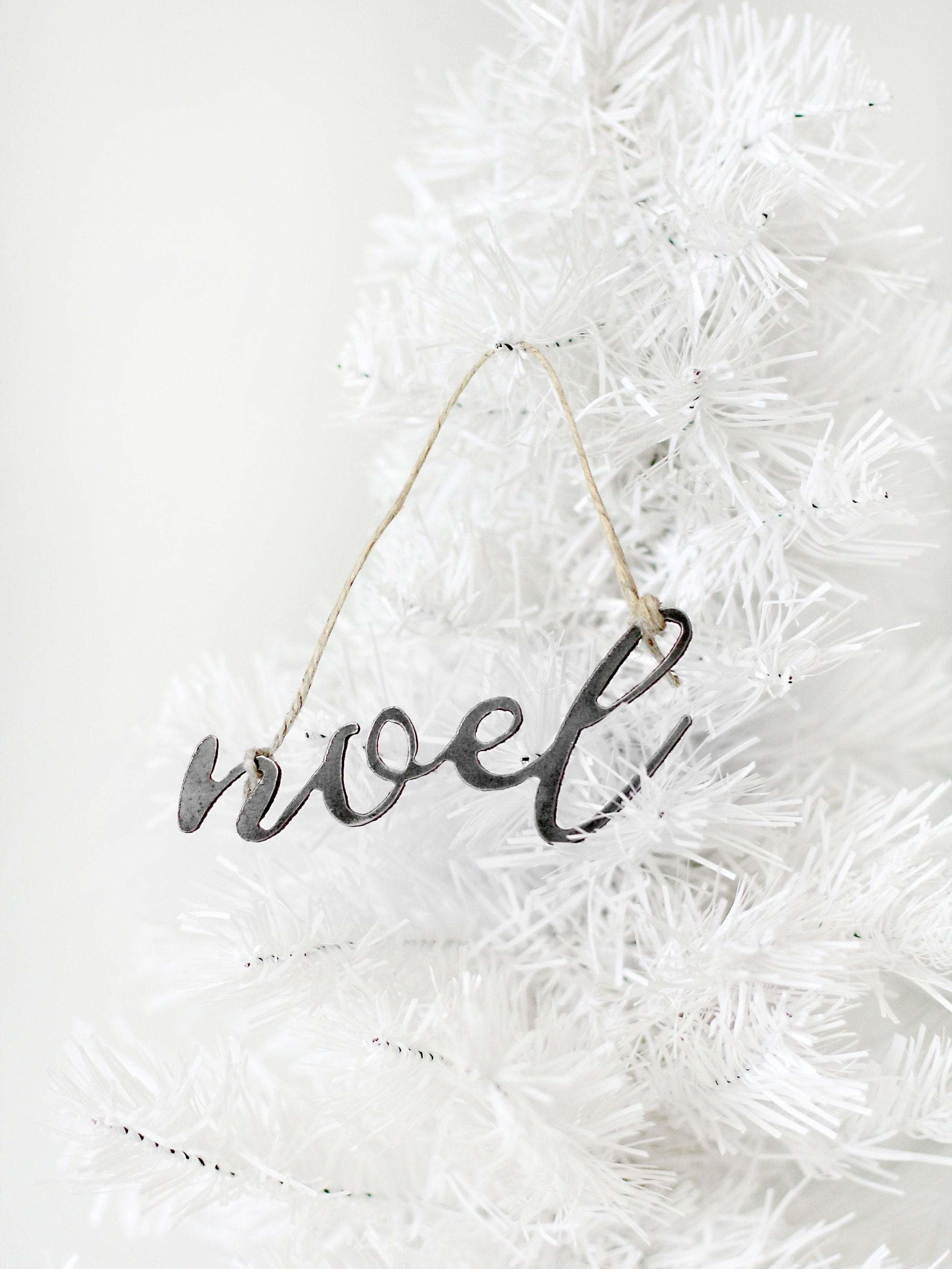 Noel Christmas Tree Ornament 